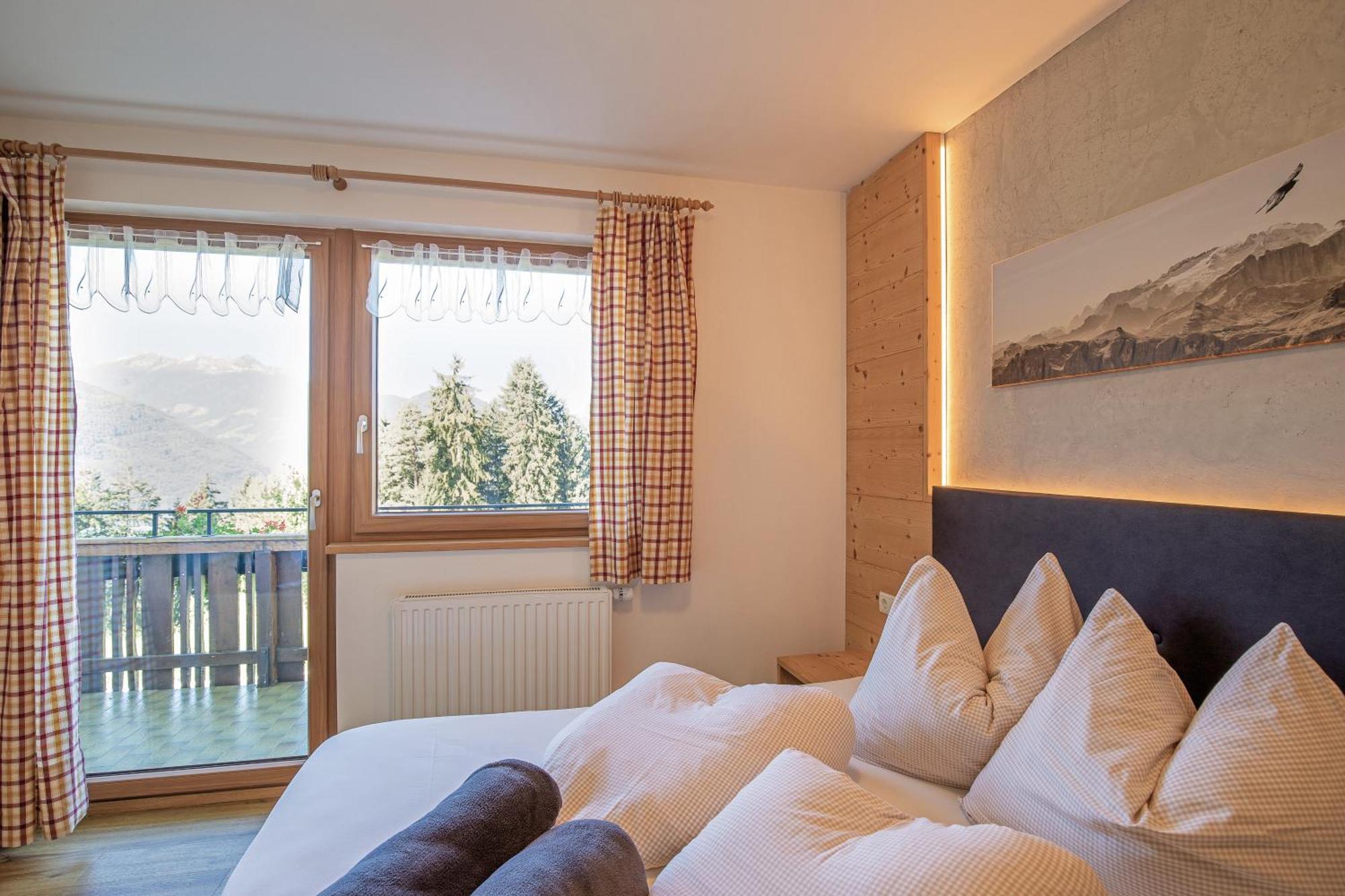 Residence Alpenrose Bressanone Bagian luar foto